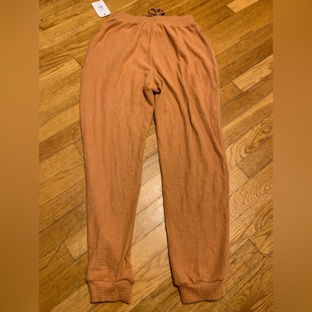 Billabong NWT Adelaide pant orange taupe color jogger style stretch lounge